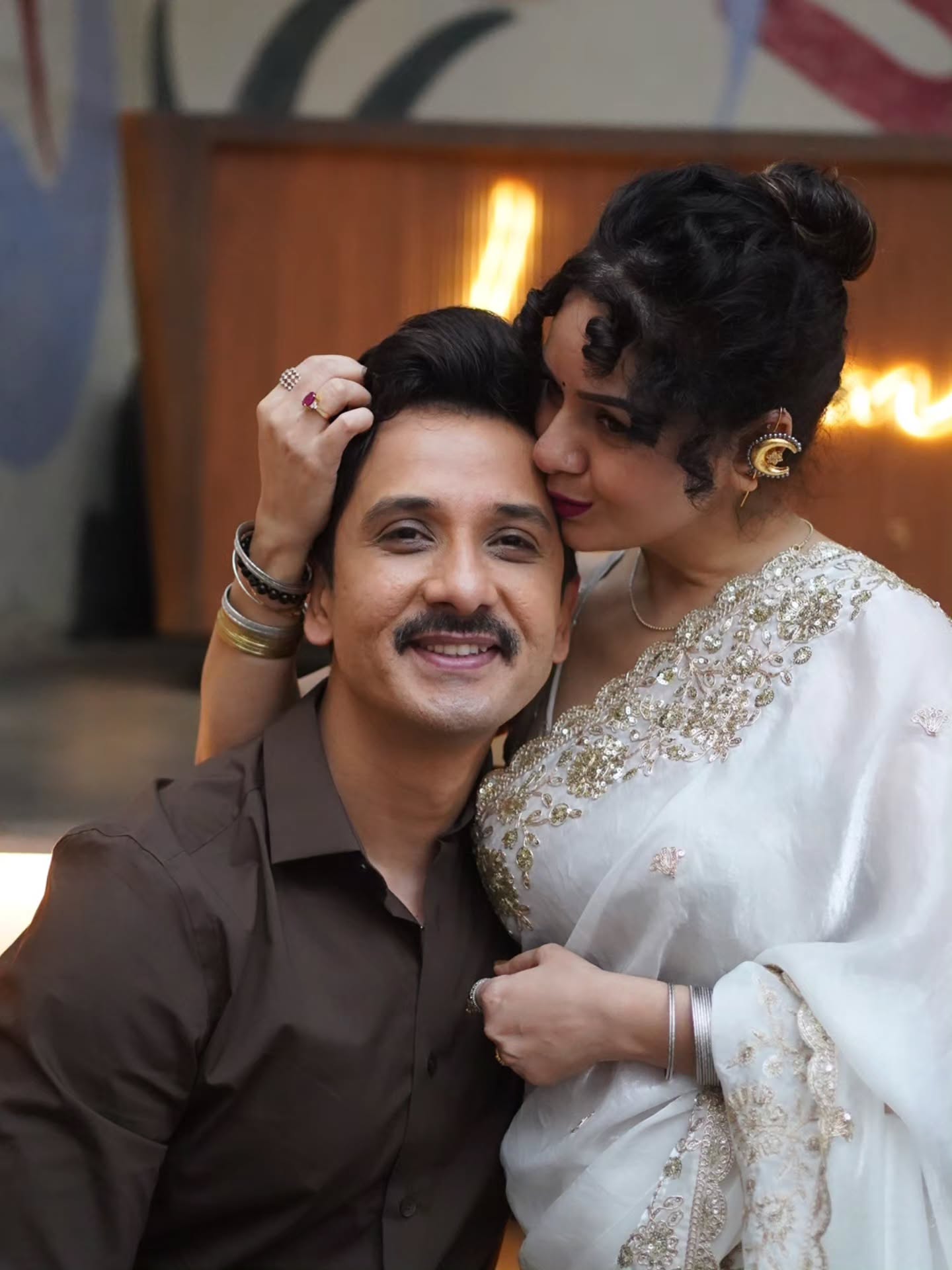 Sukhada Khandkekar Abhijeet Khandkekar Romantic Photoshoot
