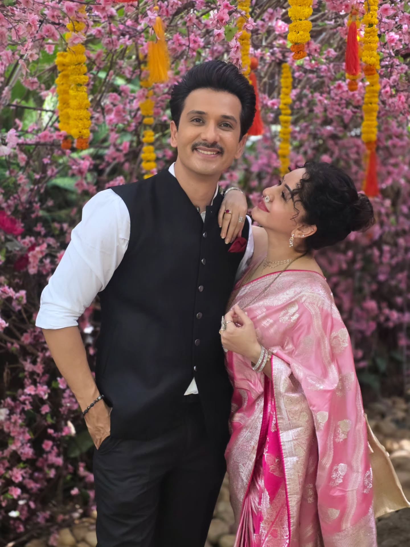 Sukhada Khandkekar Handloom Tissue Acrylic Paithani Saree Look