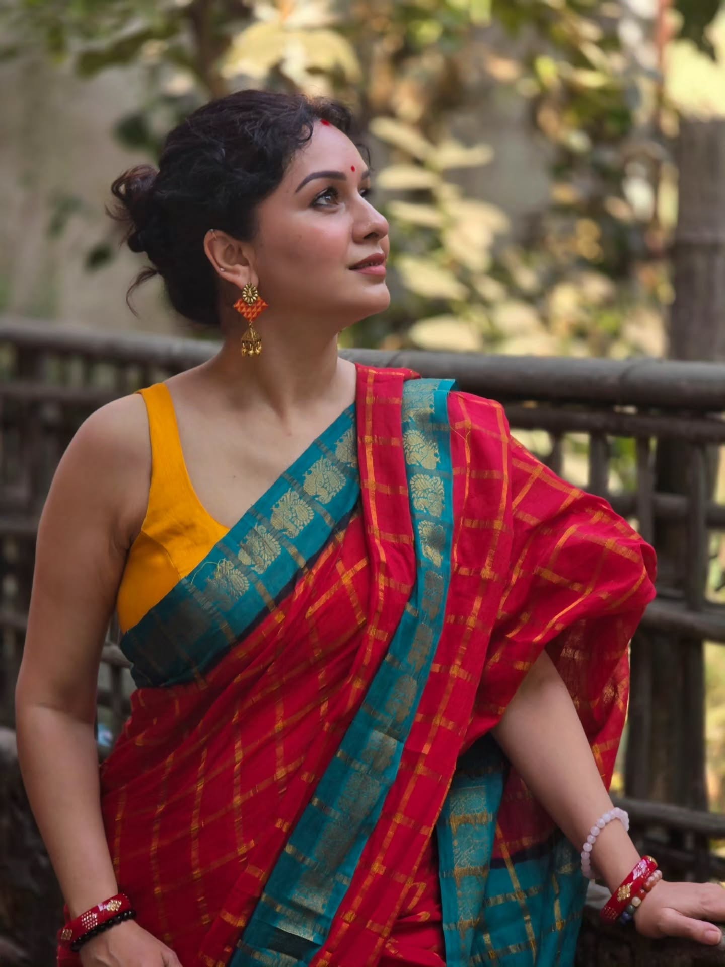 Sukhada Khandkekar Handloom Tissue Acrylic Paithani Saree Look