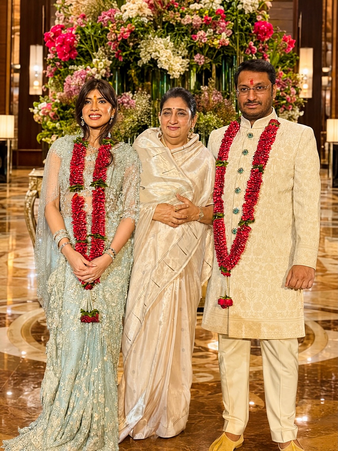 Sunetra Pawar Look At Parth Pawar Engagement 
