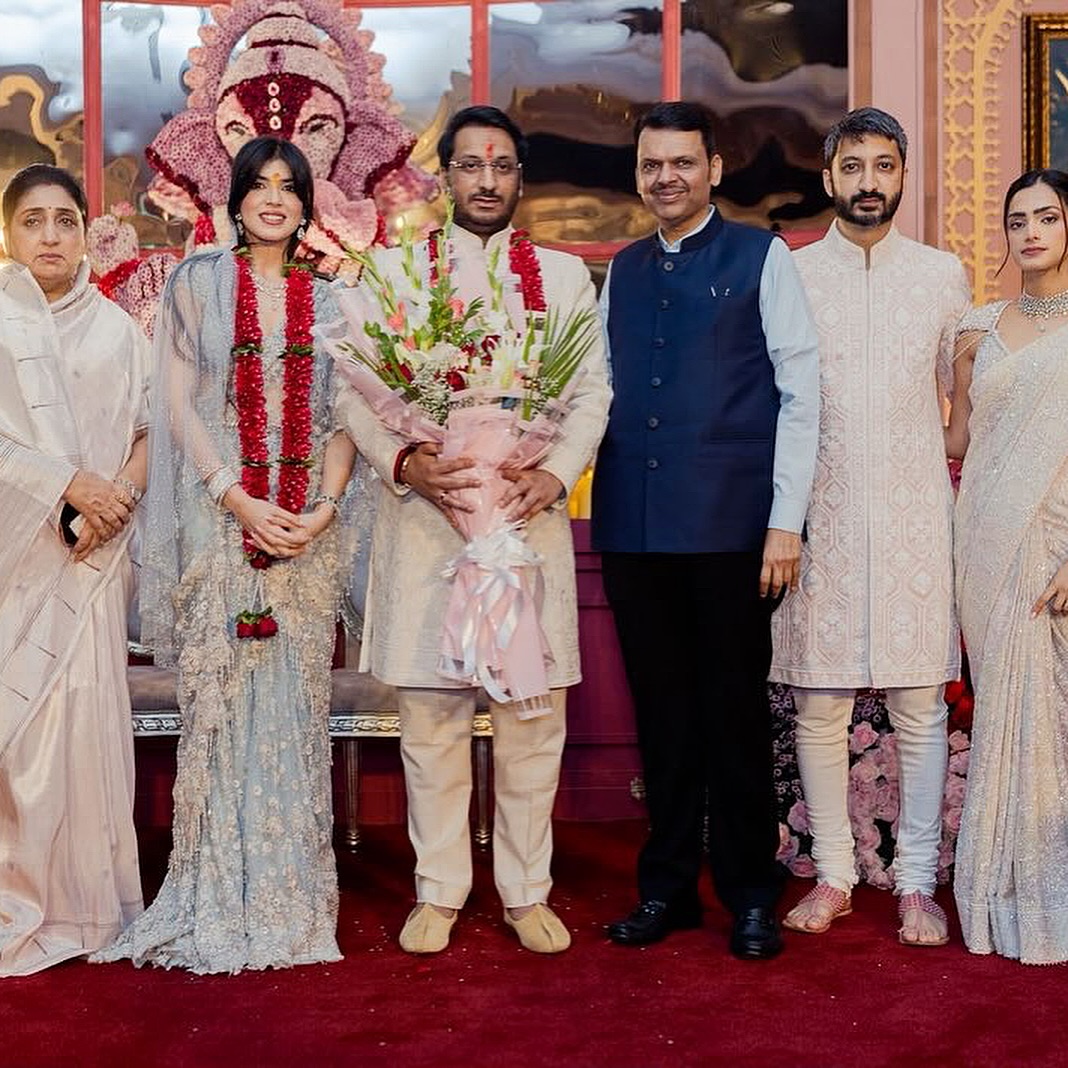 Sunetra Pawar Look At Parth Pawar Engagement 