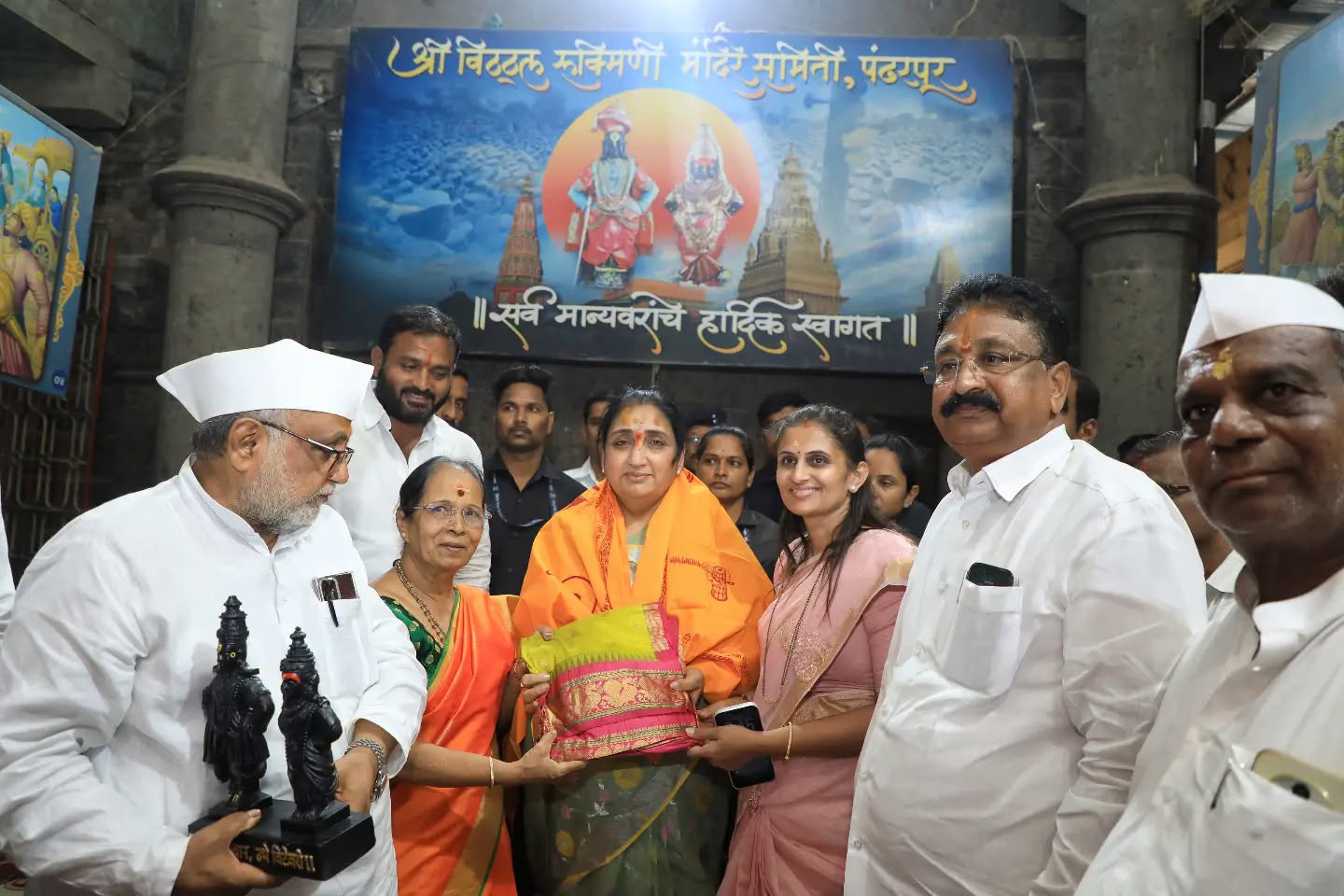 Sunetra Pawar Vitthal Rukmini Mandir Pandharpur