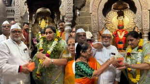 Sunetra Pawar Vitthal Rukmini Mandir Pandharpur