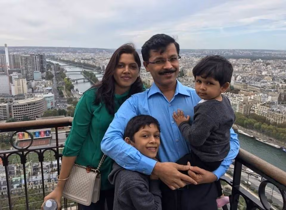 IAS Tukaram Mundhe wife love story