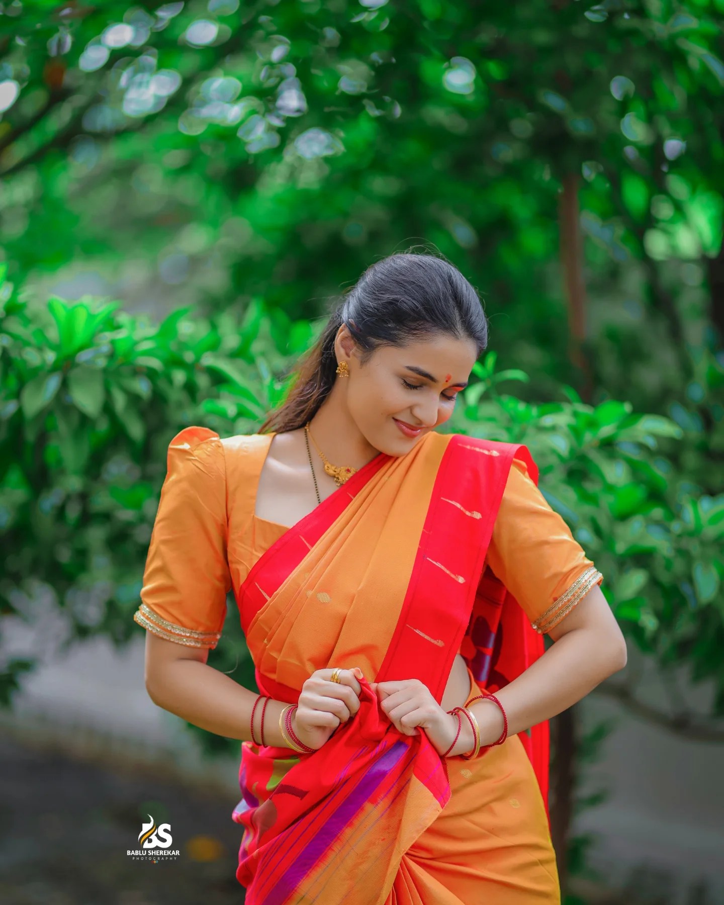 Vaishnavi Mahadik Orange Muniya Paithani Saree Look