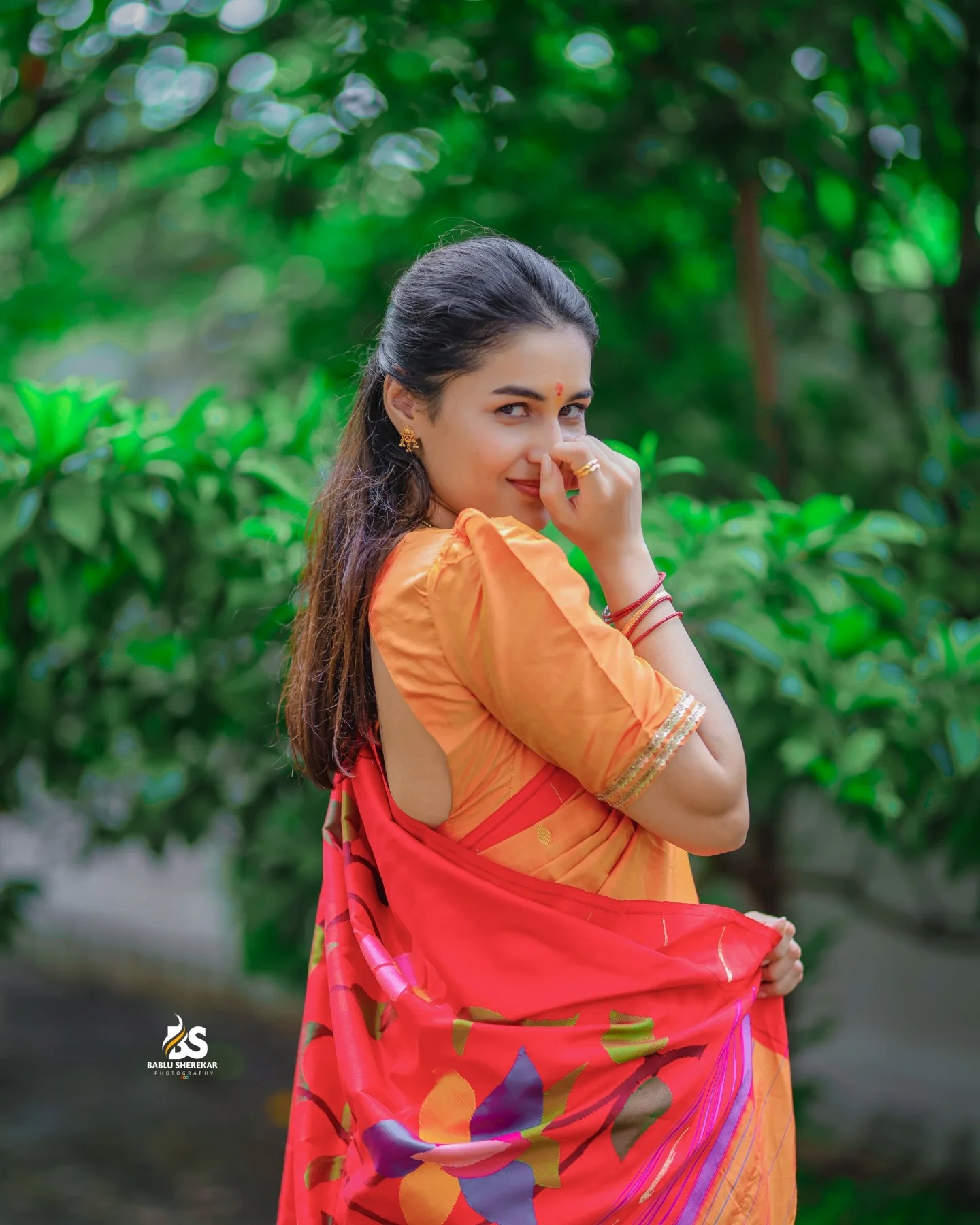 Vaishnavi Mahadik Orange Muniya Paithani Saree Look