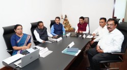 एमपीएससी ऑनलाईन परीक्षेला स्थगिती, मुख्यमंत्र्यांचे लोकसेवा आयोगाला आदेश