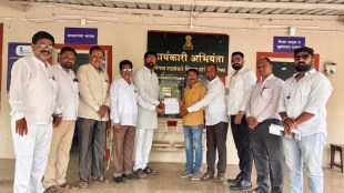 malegaon news | mosam river bed encroachment | malegaon municipal corporation illegal parking | maratha mahasangh protest warning