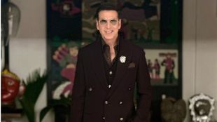 Bollywood Actor Akshay Kumar sold his two luxury apartments in Mulund Mumbai for crores.