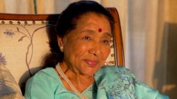 “आशाताई टॉमबॉय होत्या, सतत भांडायच्या”; उषा मंगेशकर यांचं वक्तव्य; पळून गेल्यावर त्या पहिल्यांदा समोर आल्या तेव्हा…