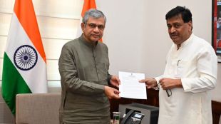 ashok-chavan-meets-railway-minister-ashwini-vaishnaw-marathwada-nanded-railway-issues