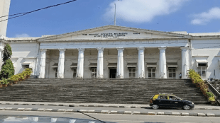 Asiatic Society Mumbai election updates | Vinay Sahasrabuddhe vs Kumar Ketkar panel | Mumbai cultural institution political controversy | Save Asiatic Society panel contestants Maharashtra news