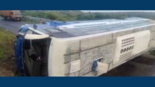 somthane-ghat-yeola-nandgaon-road-bus-accident-nashik