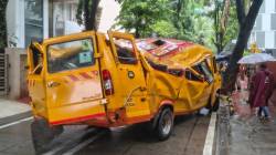 Chembur Tree Collapse : चेंबूरमधील दुर्घटनेमुळे चिमुकल्याचा अंत; झाड कोसळून मृत्यू झाल्यास BMC कडून किती भरपाई मिळते? नियम काय सांगतात?