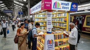 churchgate-railway-station-library-junction-gets-huge-response-from-readers