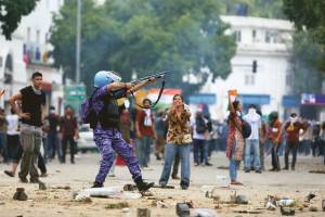 Delhi Student Protest Parliament Security Breach | NEET Scam CJP Agitation Raisina Road | Delhi Police Lathicharge On Students | Parliament Monsoon Session Security Failure