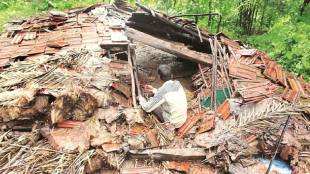 Hingoli earthquake houses damaged updates | Collector Rahul Gupta visit Aundha Nagnath | Seismograph machine demand Hingoli district | Maharashtra disaster management handling framework
