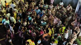 Vasai railway station protest | Ahmedabad Tiruchirappalli Express diverted | Velankanni special train from Vasai | Western Railway alternative arrangements passengers