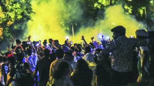 Jantar Mantar Delhi protest update | Cockroach Janata Party Chalo Sansad rally | Delhi police stone pelting clashes | AAP protests against Delhi police force