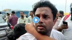 “माझी आई IAS अधिकारी आहे!” प्रेयसीला कारमधून खेचून विटेने मारहाण, VIDEO व्हायरल