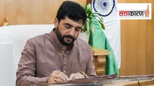 Union Minister Murlidhar Mohol added to Pune Traffic Committee chaired by Devendra Fadnavis | Controversy over Murlidhar Mohol name omission in Pune high level traffic committee | पुणे वाहतूक समिती मुरलीधर मोहोळ नाव समाविष्ट | देवेंद्र फडणवीस पुणे वाहतूक समिती राजकीय वाद