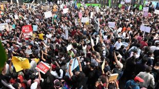 Pune Protest NEET Wangchuk collector office | Delhi Agitation Support Updates student rally | पुणे नीट पेपरफुटी आंदोलन | सोनम वांगचूक समर्थन पुणे निदर्शने