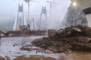 mumbai pune missing link landslide | msrdc expressway project safety | khopoli kusgaon missing link issue | maharashtra infrastructure project quality
