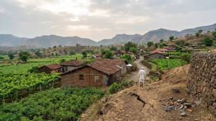 Nashik earthquake news today | Dindori Surgana seismic tremors updates | NCS report Maharashtra earthquake zone | Nashik district earthquake swarm status