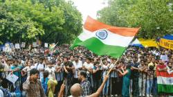 भाजपवर वाढता दबाव; जंतरमंतरवर वाढती गर्दी; विरोधकांच्या पाठिंब्याने देशभर आंदोलनाची व्याप्ती