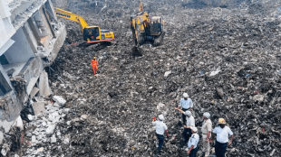 Moshi garbage depot accident Pimpri Chinchwad | Antony Lara Renewable company FIR | PCMC Commissioner Vijay Suryavanshi | Pimpri Chinchwad crime branch investigation news