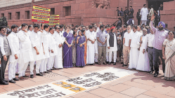 संसदेत अमित शहा लक्ष्य; ‘पॅलेट गन-एके ४७’वरून ‘इंडिया’ आघाडीचा केंद्रावर हल्लाबोल
