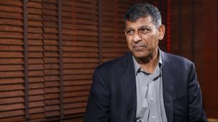 Raghuram Rajan leading US Fed Reserve task force | US Federal Reserve balance sheet policy impact on Indian economy | रघुराम राजन अमेरिकन फेडरल रिझर्व्ह टास्क फोर्स अध्यक्ष | भारतीय अर्थव्यवस्थेवर इझी मनी संपल्याचा परिणाम