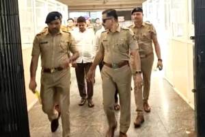 Ramesh Mhatre arrested | Shinde group corporator Kalyan assault case | Shastri Nagar hospital incident | Thane hospital protest