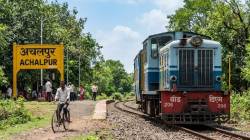 विदर्भातील शकुंतला रेल्वे मार्गाच्या कामाचे उत्तर दोन वर्षापूर्वीचे, बच्चू कडू यांचा आरोप