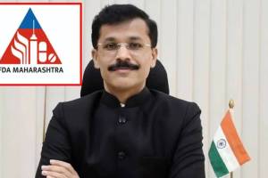 Tukaram Mundhe action on gutkha in Kalyan | Kalyan Bazaar Peth police raid Govindwadi | Banned gutkha seized in Maharashtra FDA drive | Food and Drug Administration Maharashtra crime news
