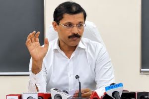 FDA Commissioner Tukaram Mundhe press conference on milk adulteration | New FDA Maharashtra guidelines for pure milk supply | अन्न व औषध प्रशासन आयुक्त तुकाराम मुंढे दूध भेसळ कारवाई
