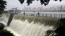 धरणांच्या पाणलोट क्षेत्रात अखेर दमदार; ४८ तासांत बरसलेल्या मुसळधारांमुळे पाणीसाठ्यात ७.५१ टक्क्यांची वाढ, एकूण जलसाठा १६.९२ टक्क्यांवर