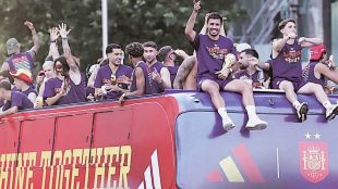 spain-world-cup-victory-grand-welcome-madrid-parade