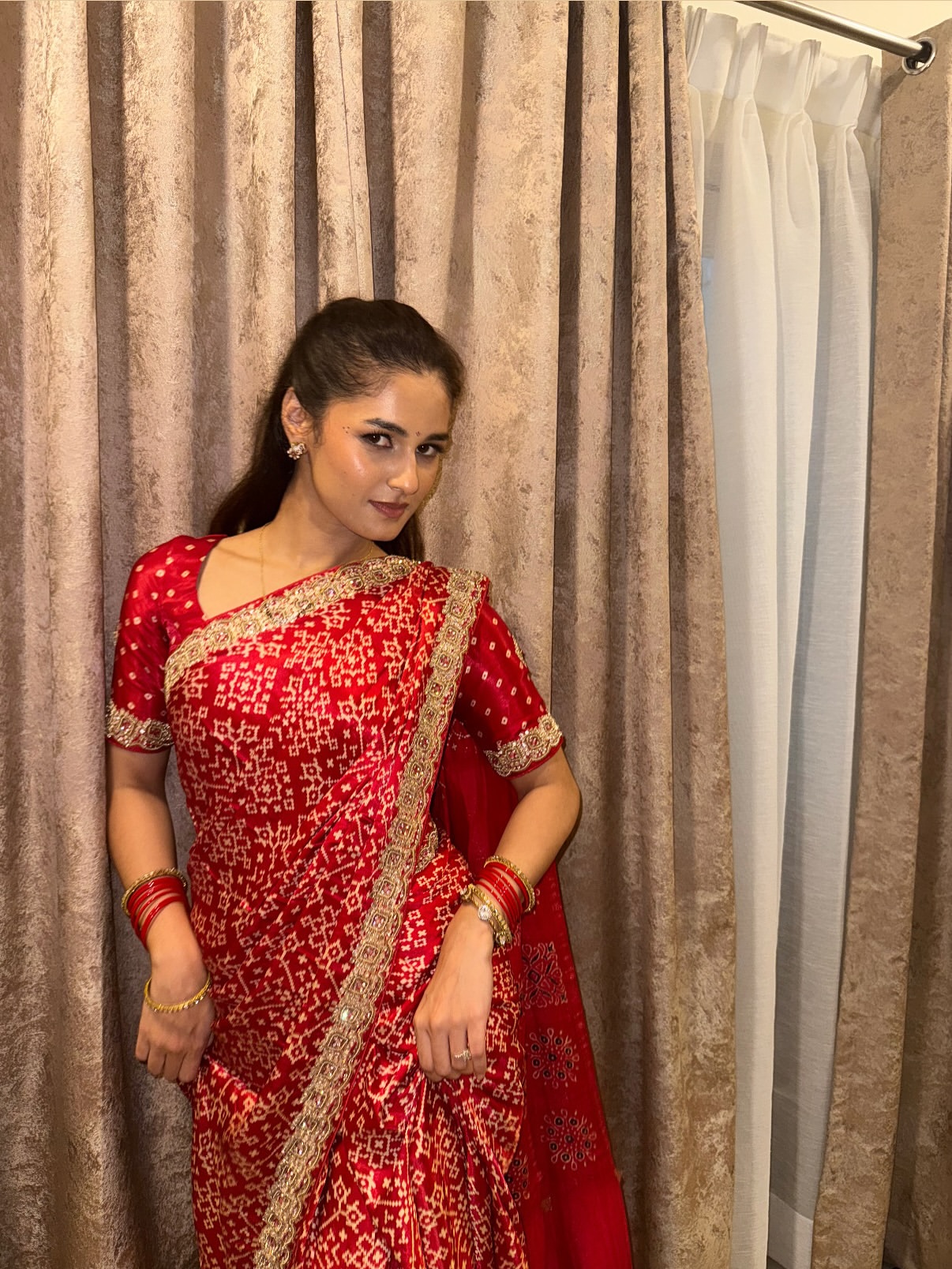Vaishnavi Mahadik peach saree look