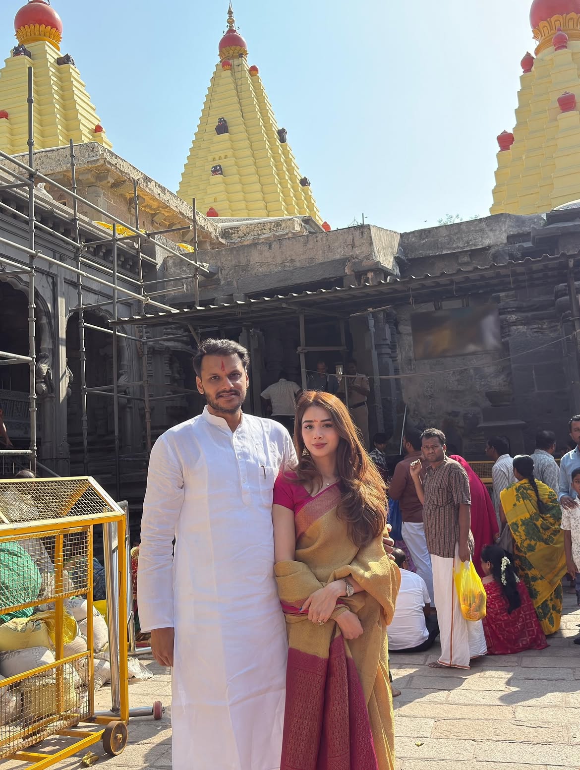 Yugendra Pawar visits Morgaon Temple