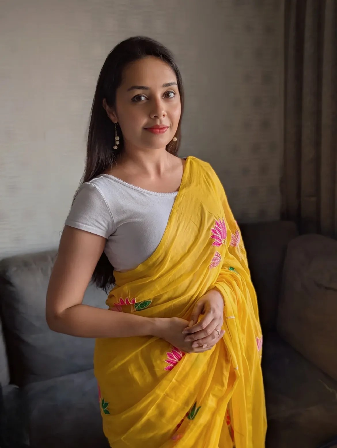 Shivani Rangole Saree Look
