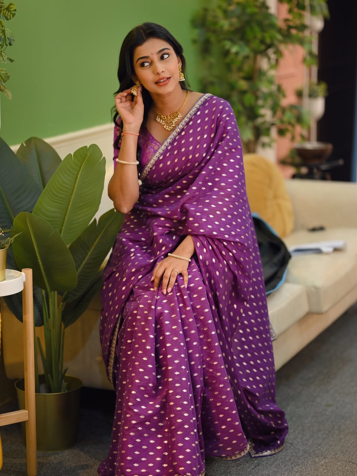 Shivani Mundhekar red Banarasi saree