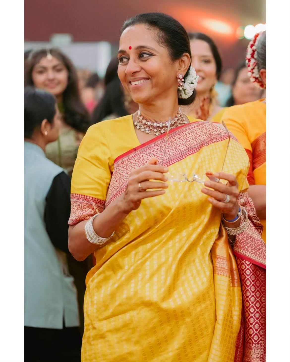 Supriya Sule Paithani saree look