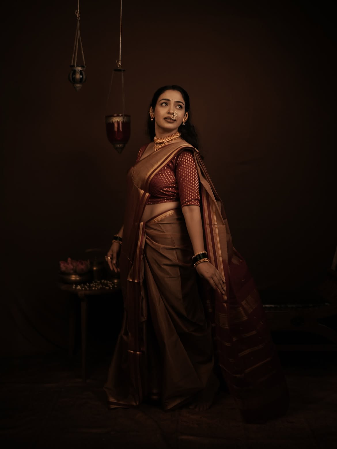 Pratiksha Shiwankar saree photoshoot without blouse