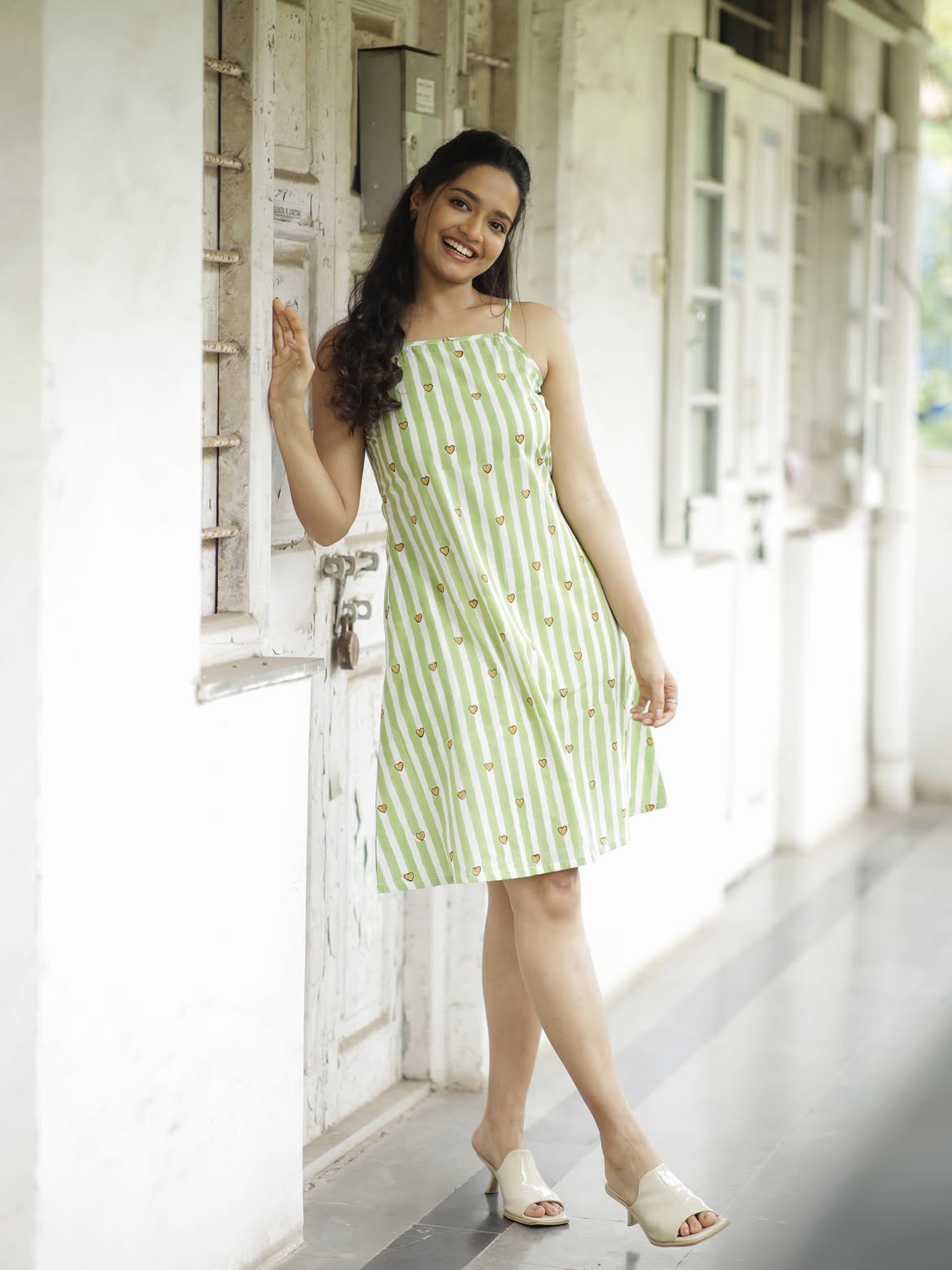Vallari Viraj pink anarkali dress look
