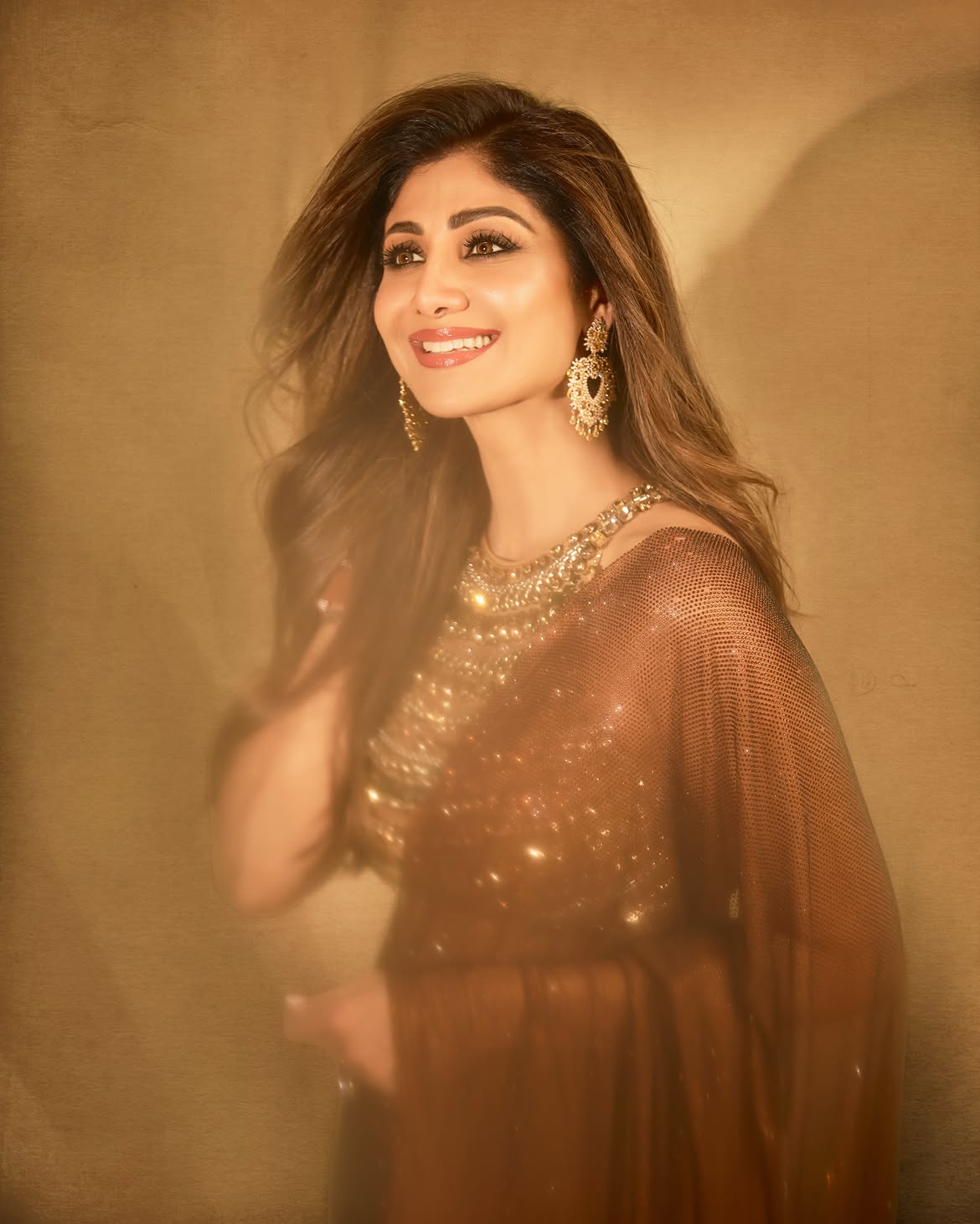 Shilpa Shetty brown saree look