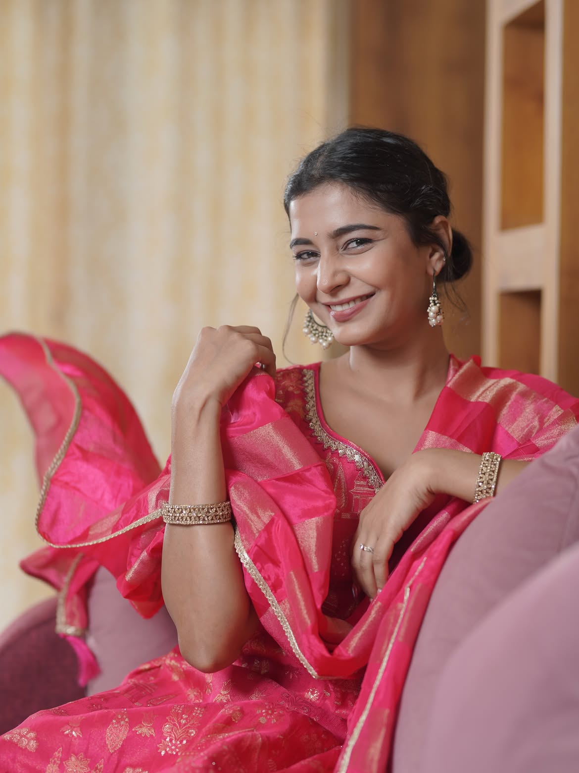 Shivani Mundhekar traditional look