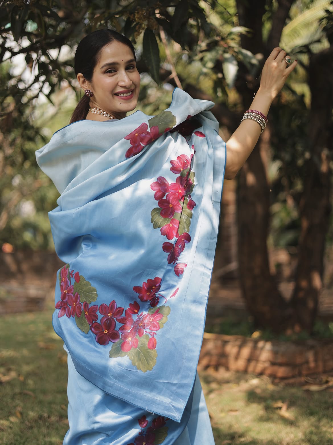 Sagarika Ghatge floral saree look