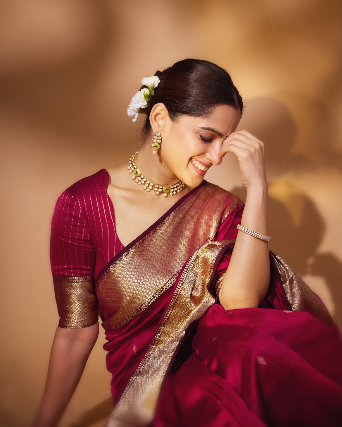 Priya Bapat saree look