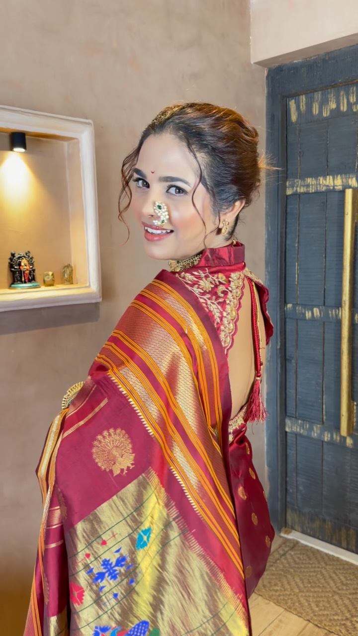 amruta dhongde saree look